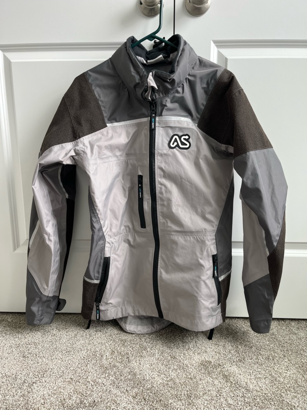 Adventure Spec Mongolia Trail Waterproof Shell Raincoat Men’s size Medium